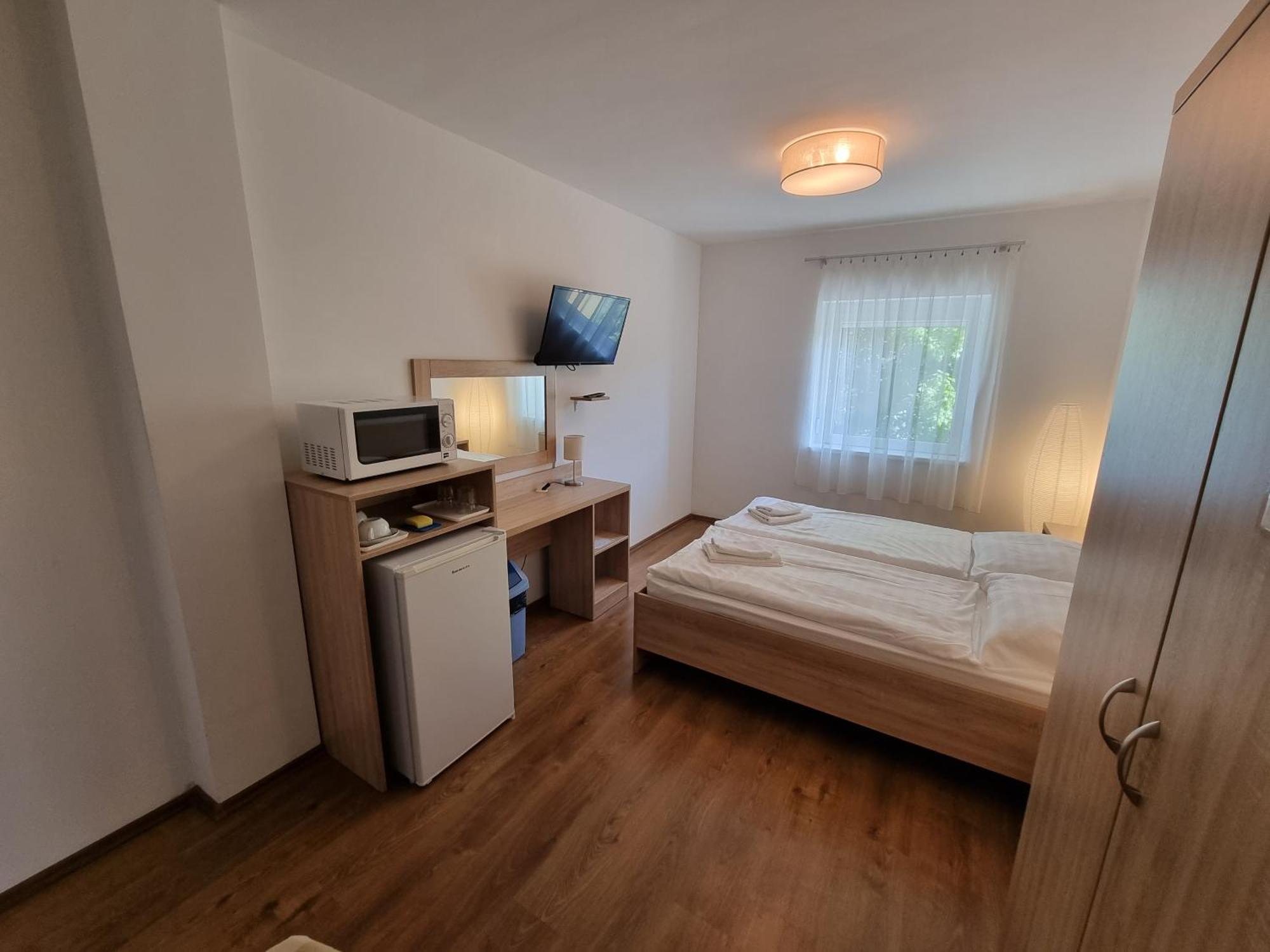 Adam Apartmanhaz Шиофок Номер фото