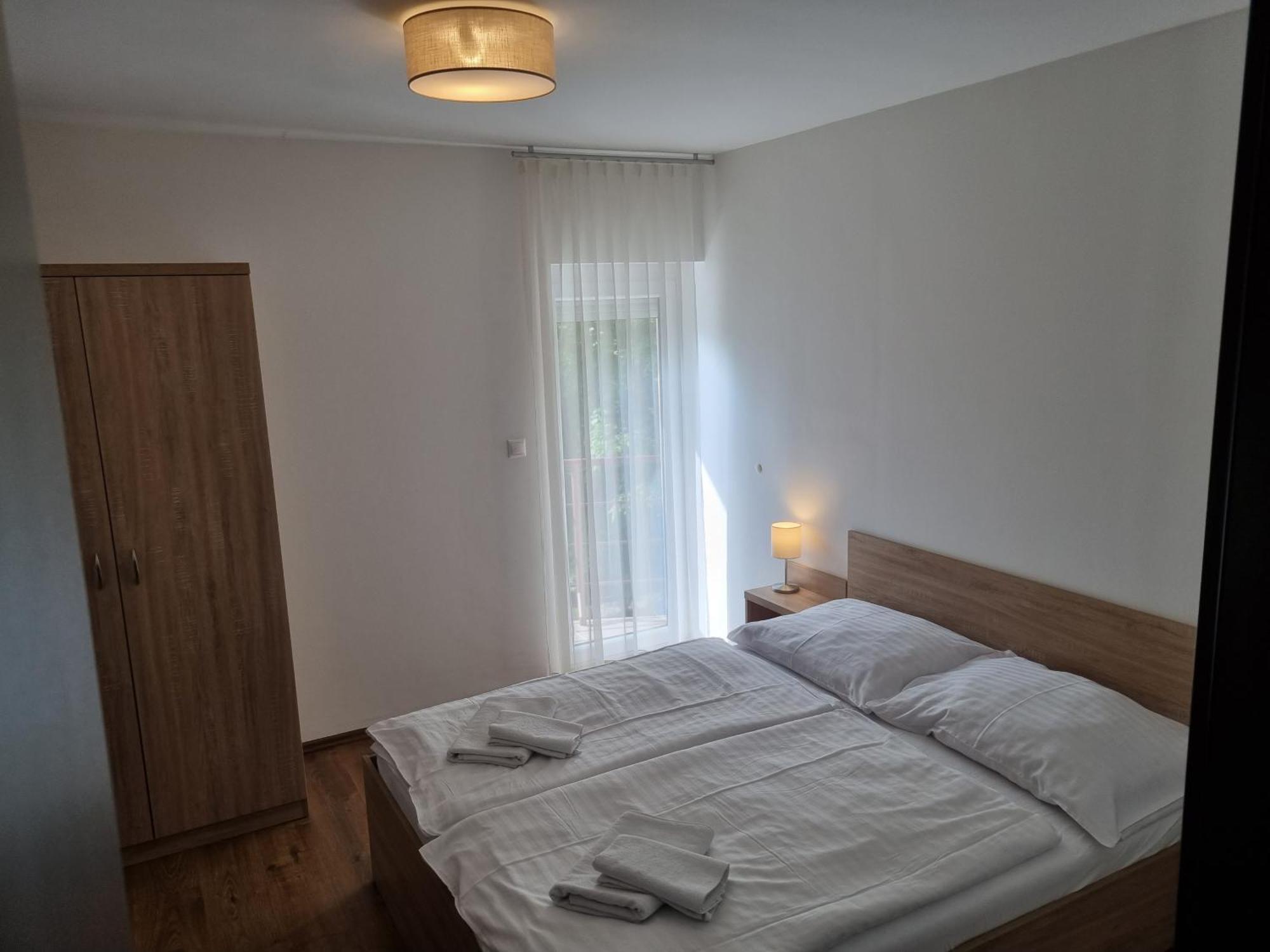 Adam Apartmanhaz Шиофок Номер фото