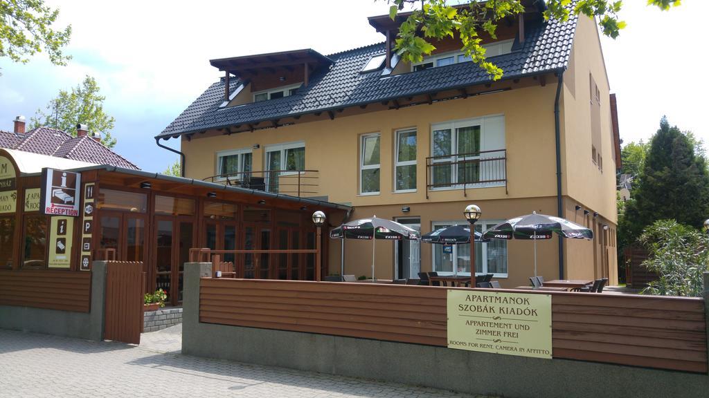 Adam Apartmanhaz Шиофок Экстерьер фото